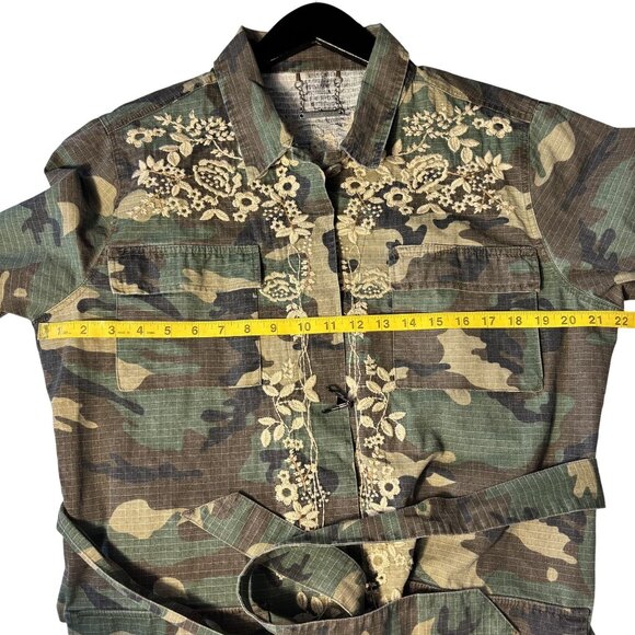 Paparazzi Camo Floral Embroidered Button-Up Jacket Tie Waist Large - Picture 12 of 14